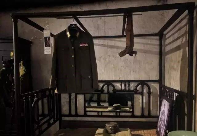 1950年,凭一张空白信纸上的印痕,上海公安局抓获军统