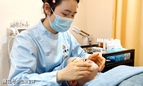 铭医堂中医皮肤护理,唤醒肌肤活力重庆铭医堂中医皮肤护理通过中药