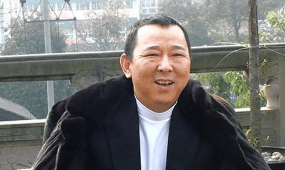 1997年,刘汉在四川省绵阳地区成立汉龙集团,随后搬迁到了成都