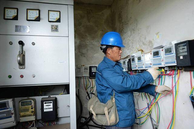 初级电工证报考条件(这几点你一定要了解)_要求_考生_工作