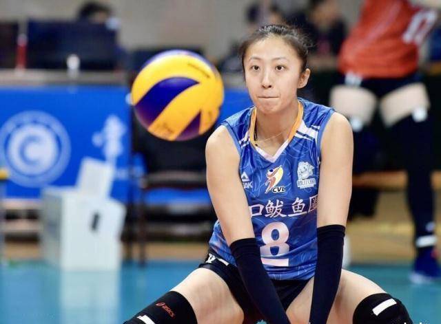 世界杯崭露头角,30多岁担任二传仍单身_丁霞_中国女排_排球