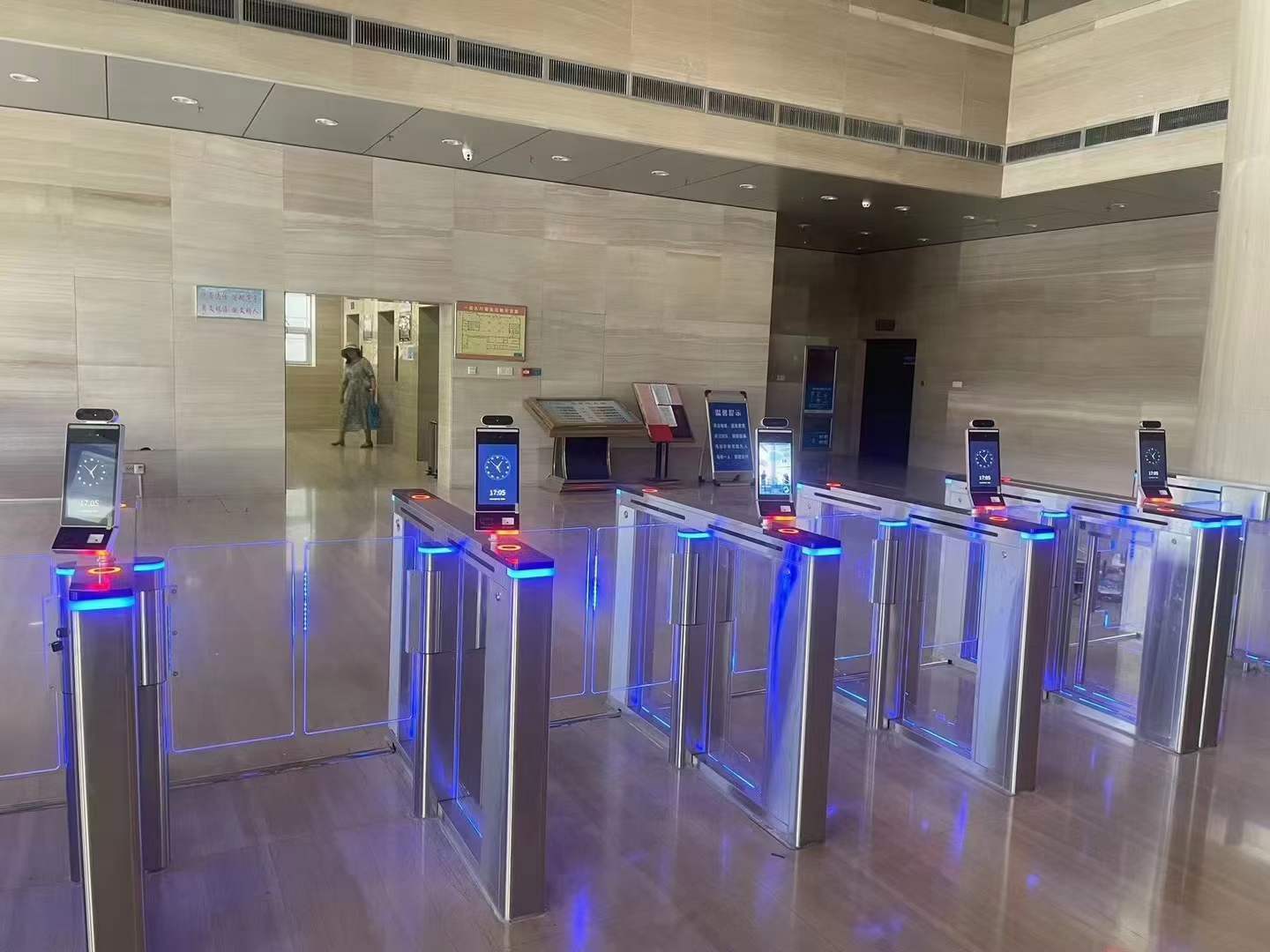 公交车闸机:便捷城市出行的新选择