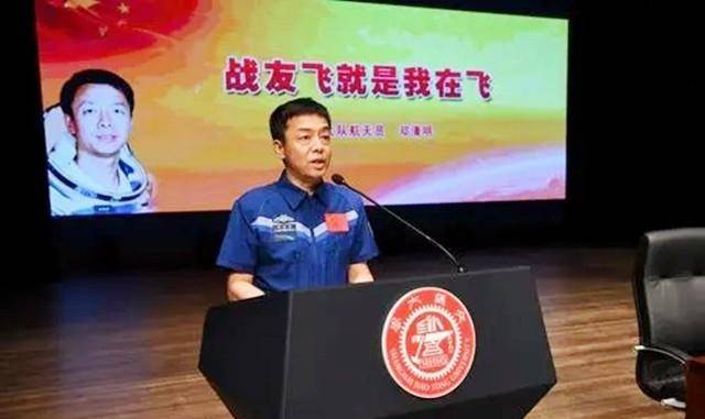 无人不服_训练_中国_飞行