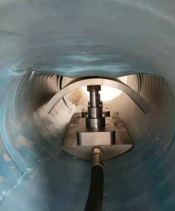 上海浦东下水管道非开挖修复 污水管道紫外光固化修复 上海管道变形