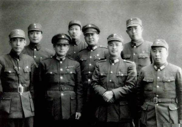 护国共和第一刀:北洋铁血十八星军刀_中国_北洋政府_蔡锷仅
