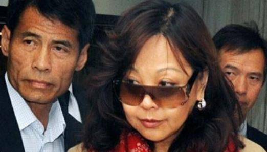 张子强被判刑后,妻子携20亿逃往美国,成最大赢家,如今过得怎样_罗艳芳