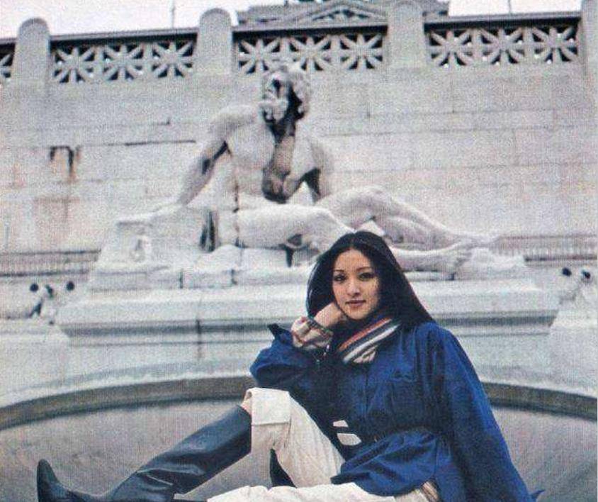 李敖与王小屯1992年结婚,拜见年龄比自己还小的岳父母:深鞠一躬_王尚