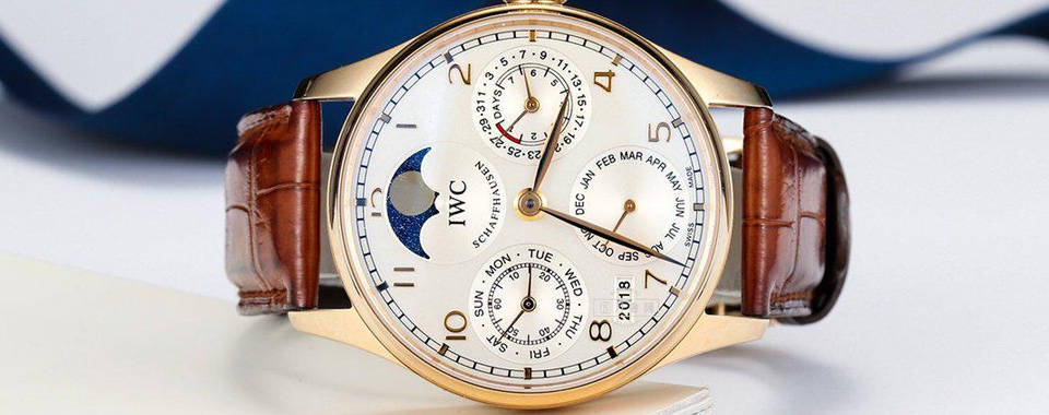 成都万国中心维修售后_手表_修理_清洗