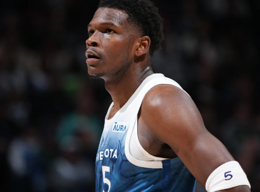 原创爆冷西部第一轰然倒下华子难辞其咎加兰348戈贝尔嘲讽裁判