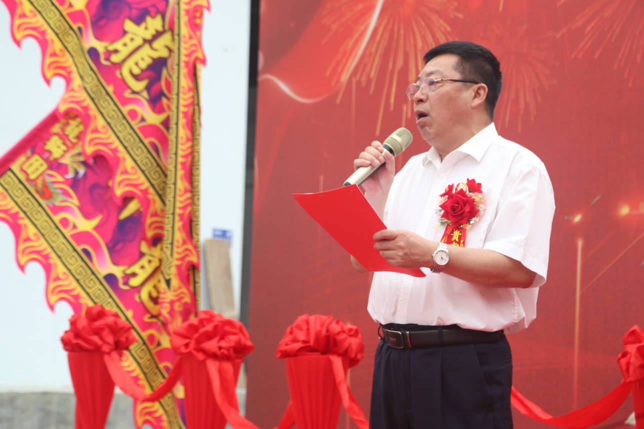 携手谋新篇扬帆自贸港热烈祝贺夏花酒业隆重开业