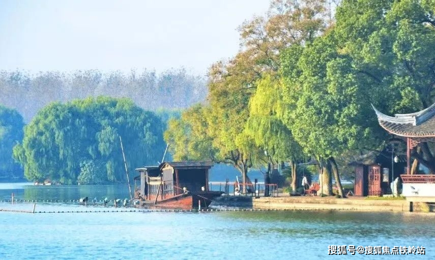 广州城投·熹云谷位于广州中轴之上俯瞰南湖美景,项目咫尺珠江新城