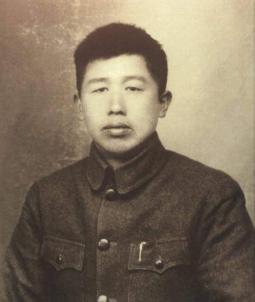 原创福将王平上将身边战友中弹他无恙晚年进中央军委儿子是中将