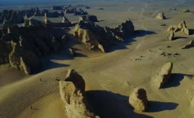 原创彭加木的同事在罗布泊发现楼兰干尸终于找到楼兰消失的原因