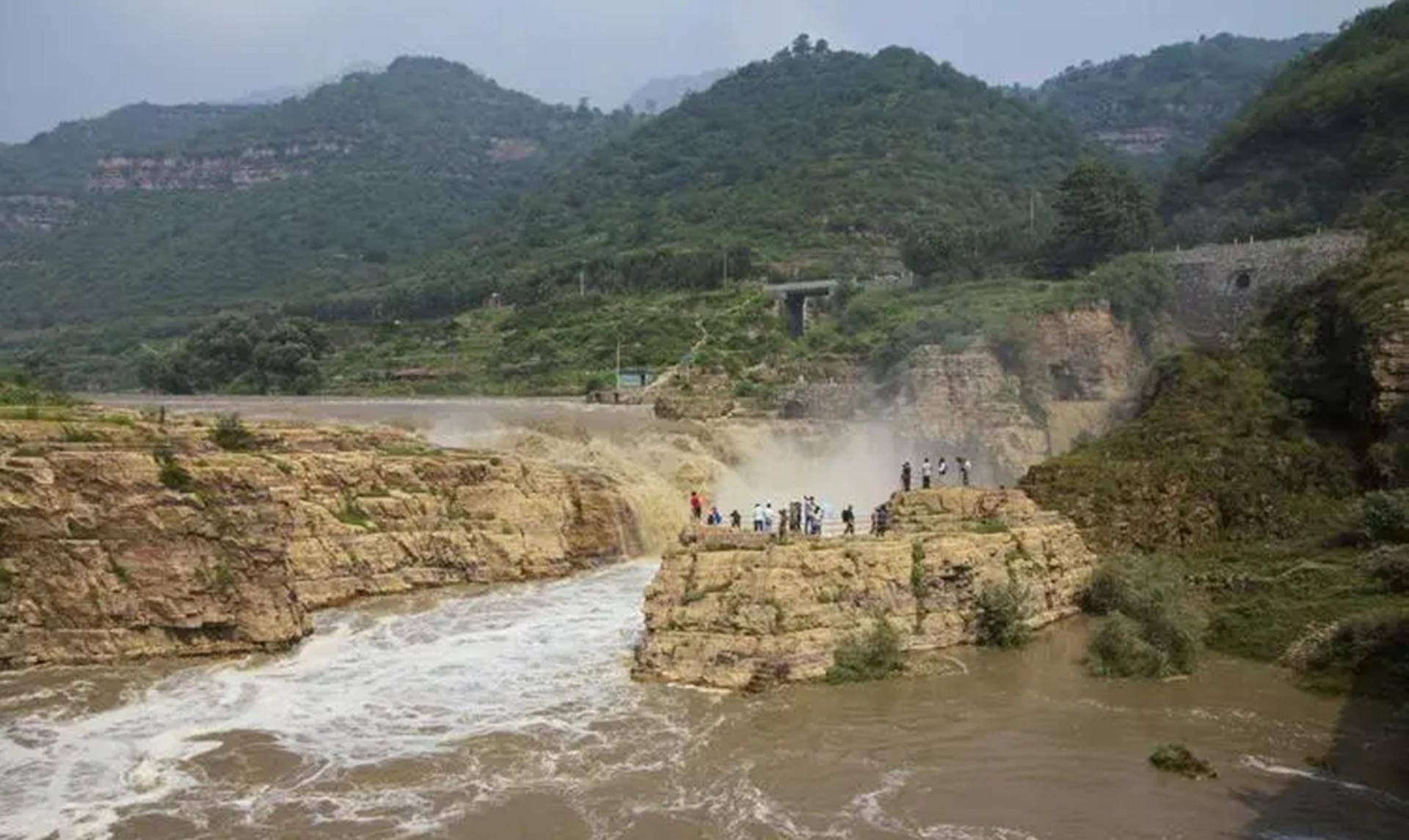 原创1960年红旗渠引水工程本意造福百姓为何却遭村民不断告状
