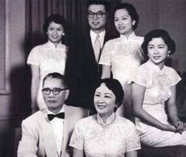 她一意孤行嫁给穷小子,用2架飞机运嫁妆,却依然保不住幸福_孔令仪