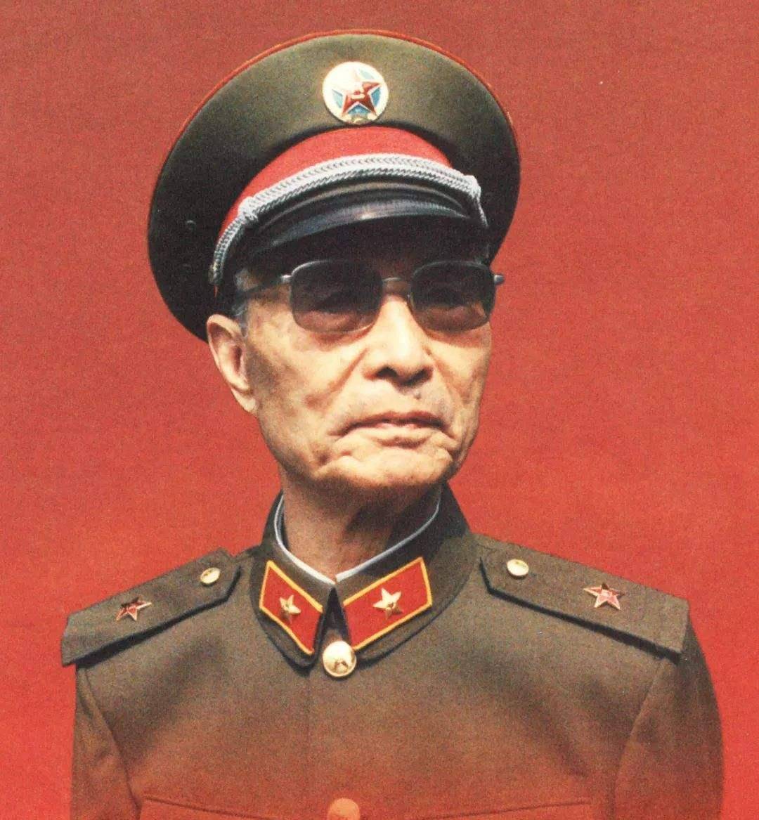 话又说回来了,虽然张爱萍没有大将军衔,但他后来成就