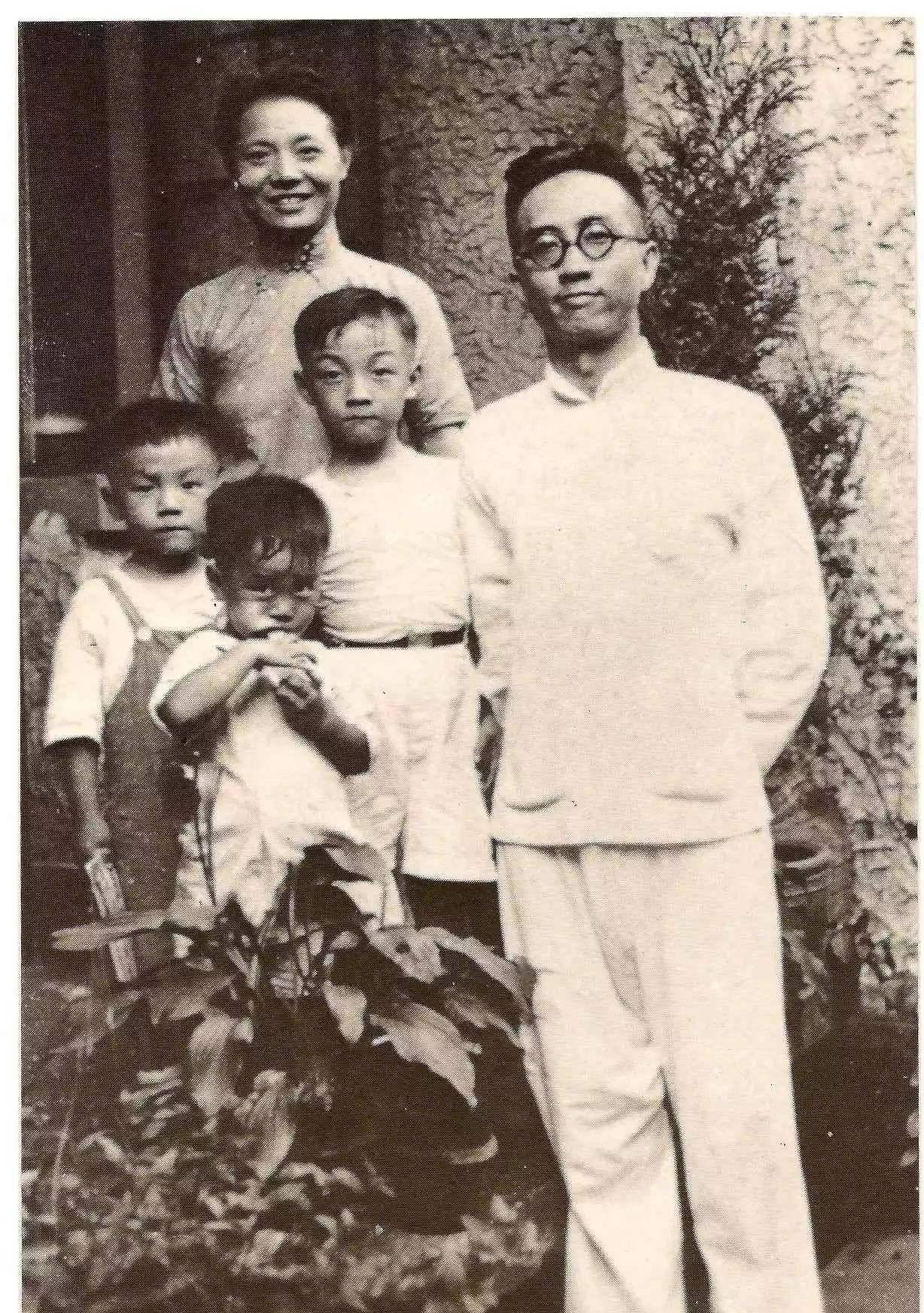 虎口脱险:1941年邹韬奋,茅盾等800多名知名人士离港记_九龙_日本_香港