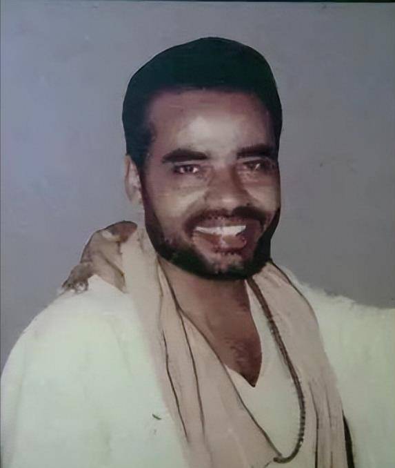 出身草根下层却逆袭做总理强硬的莫迪是如何成印度领袖的