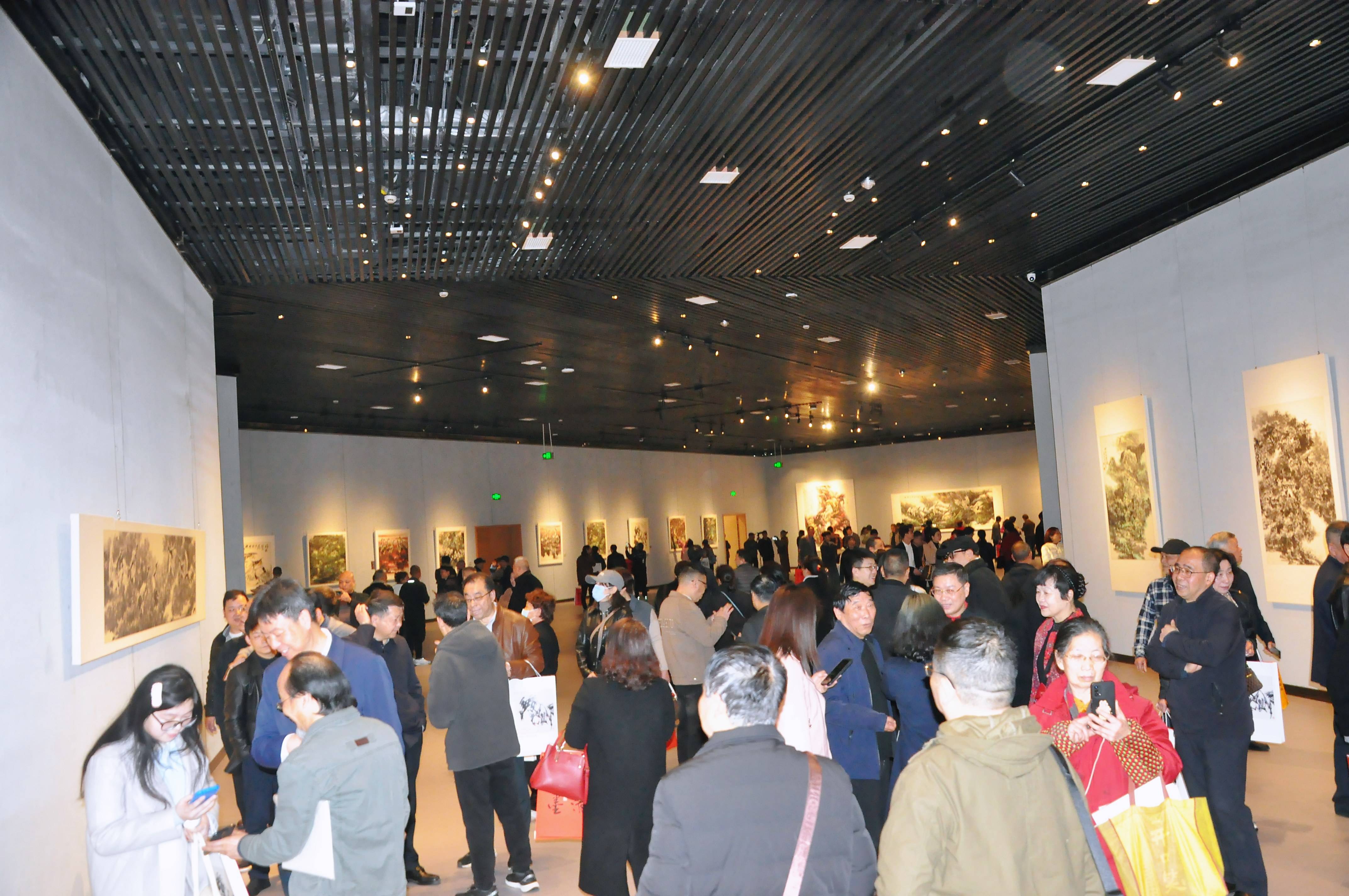 欧名君中国画作品展在衡阳市美术馆隆重开幕