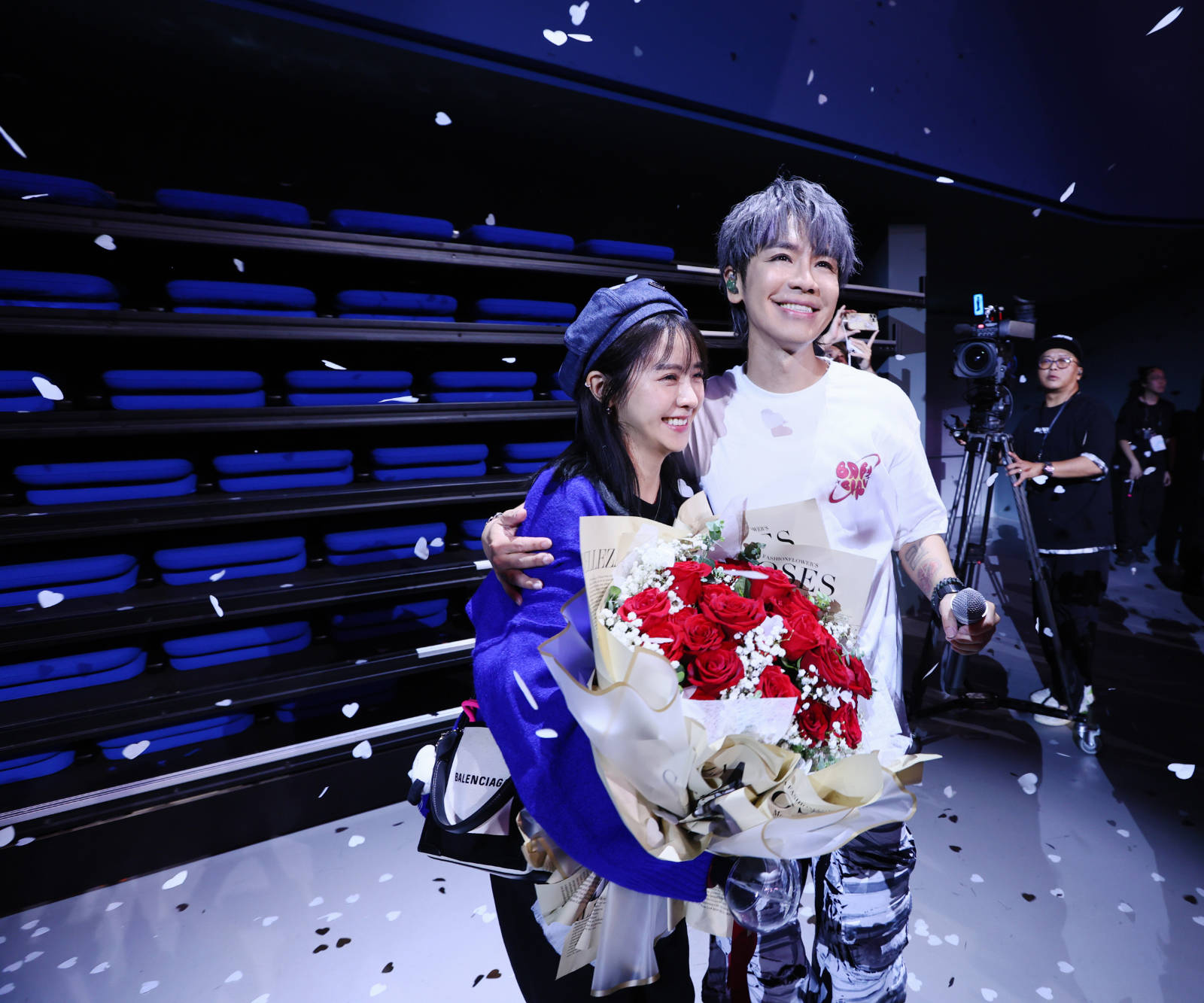 继16日《大玩一票all you can play》演唱会嗨翻高雄流行音乐中心,17