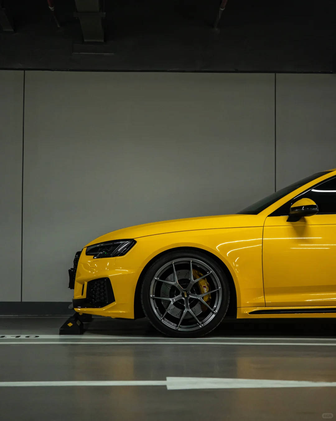 奥迪rs4改钢琴葵花黄,在座的各位,请收好这份帅气!_搜狐汽车_搜狐网