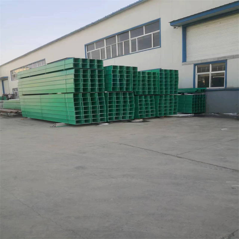 玻璃钢桥架安装的注意事项_电缆_管道_时候