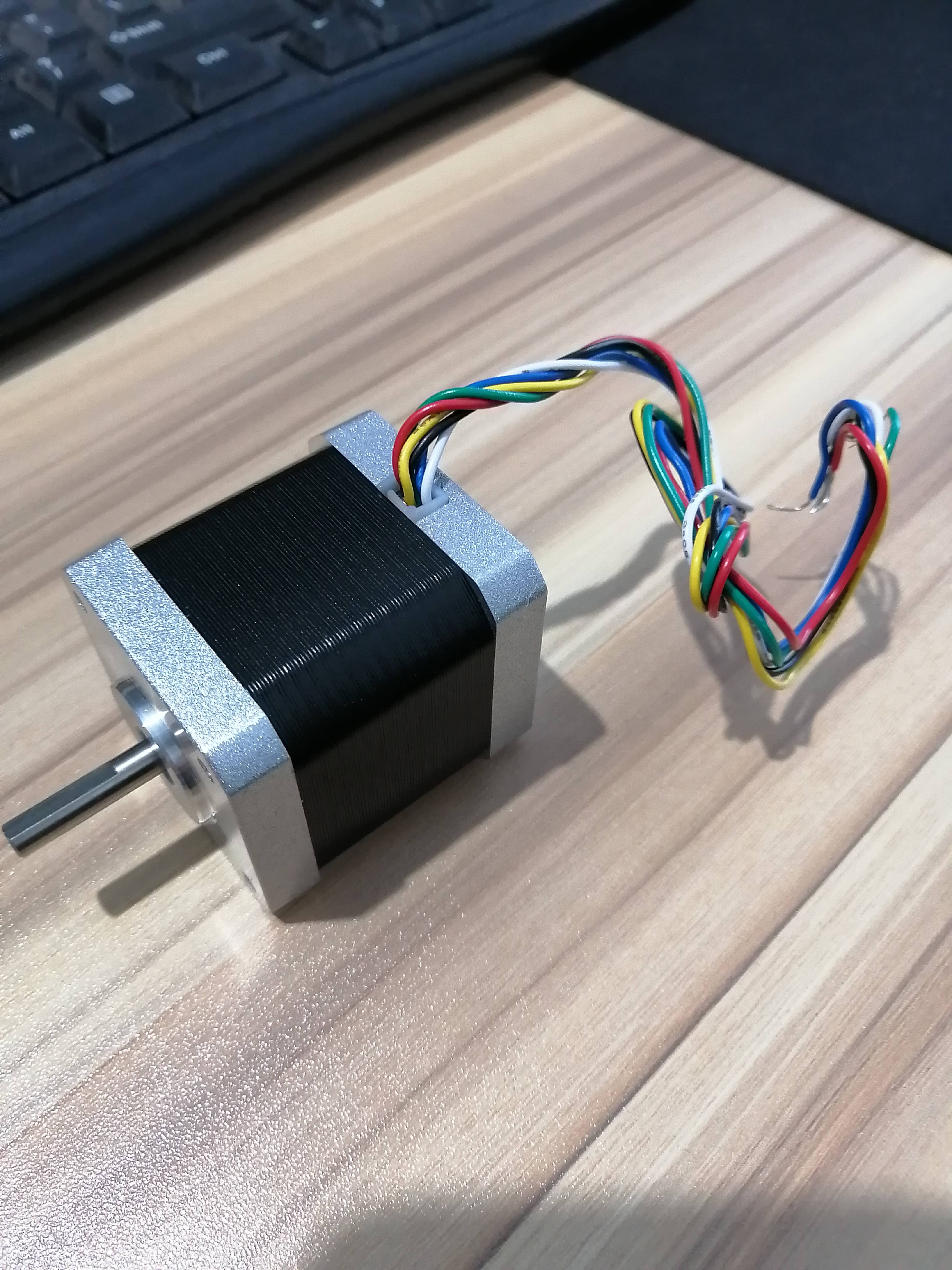 伊诗图牌数控雕刻机用60bygh764204空心轴步进马达60bygh893004品在力