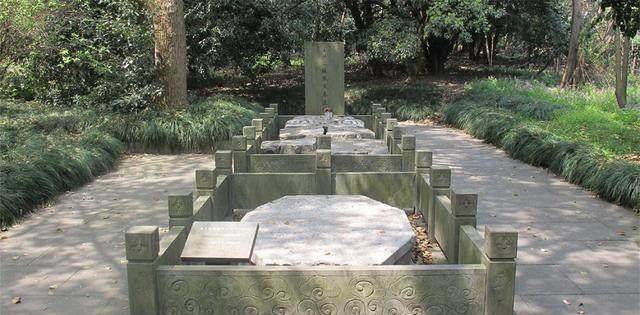 曹家_祖坟_匾额