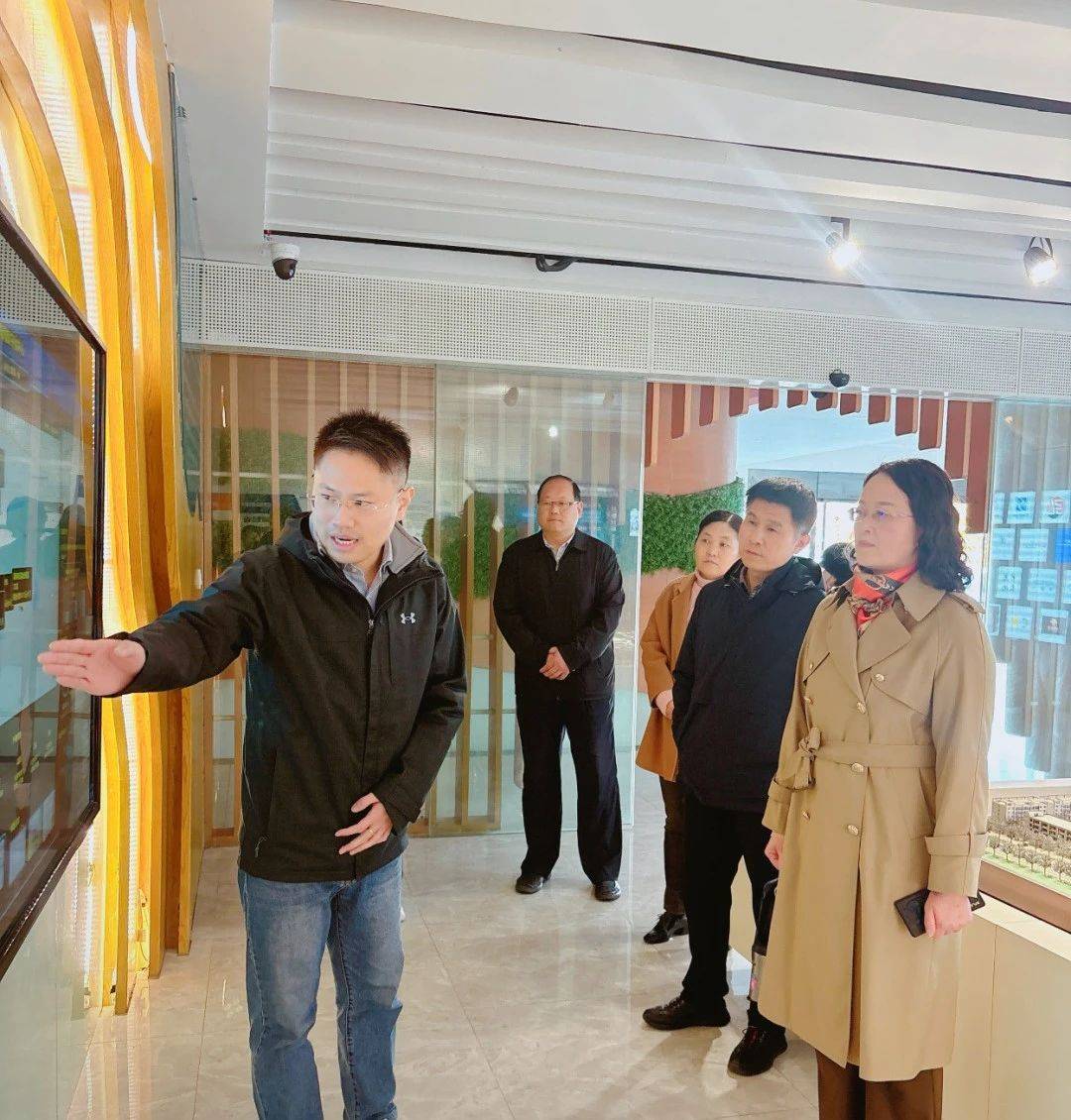 赫英欣李伟相关领导莅临宿州青网科技园视察指导工作
