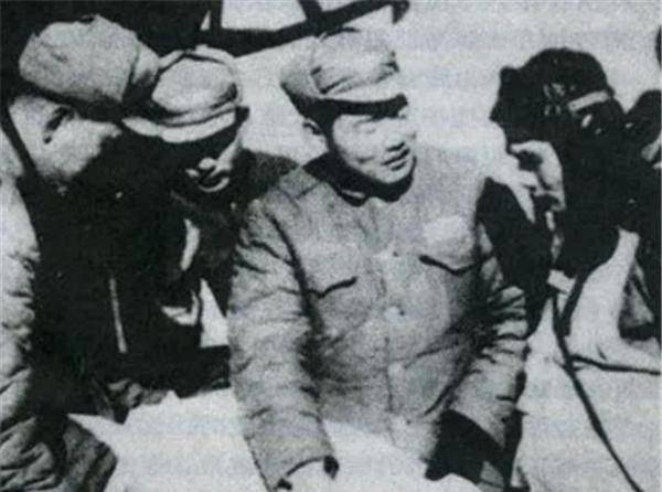 他33岁授上校,42岁升少将,51岁曾任空军司令员,55岁被撤职_马宁_国家