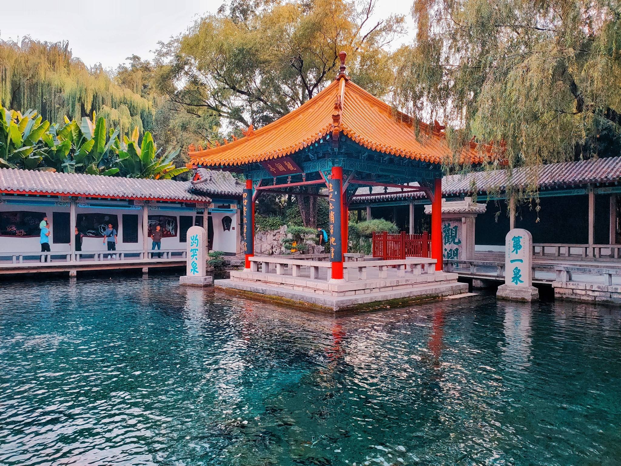 >大学路>小鱼山>鲁迅公园>小青岛景区>第三海水浴场(灯光秀看好时间哦