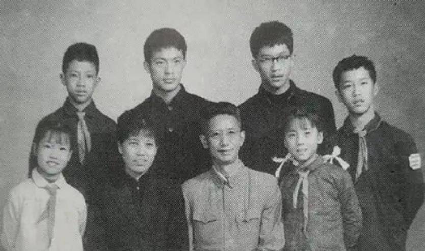 原创1972年周希汉汇报718工程受阻叶帅拍板你挺起腰杆干