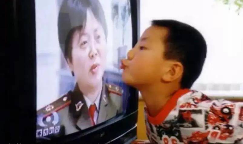 人民英雄陈薇,婚后30年没做过家务,丈夫:做家务是浪费她的才能_军事