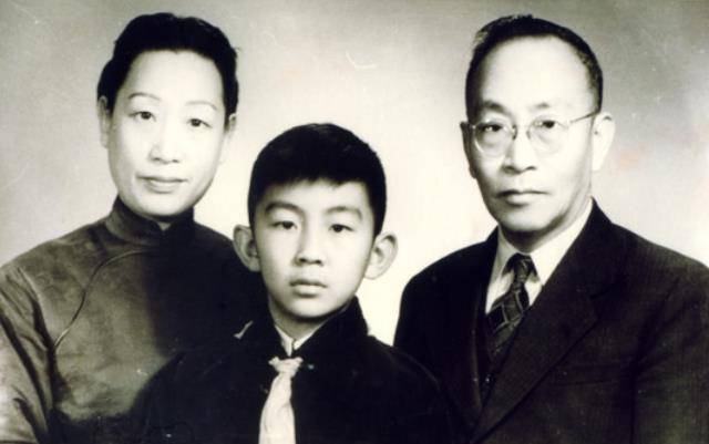 原创汤飞凡中国疫苗之父生物界的杨振宁自缢离世已被世人遗忘