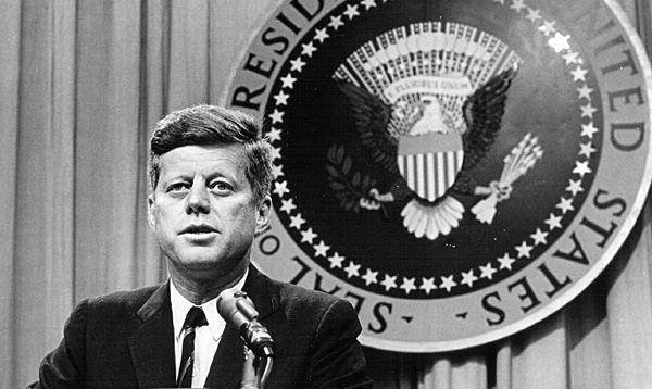 "弹性外交":肯尼迪总统应对柏林危机的高明政策_美国_苏联_西柏林