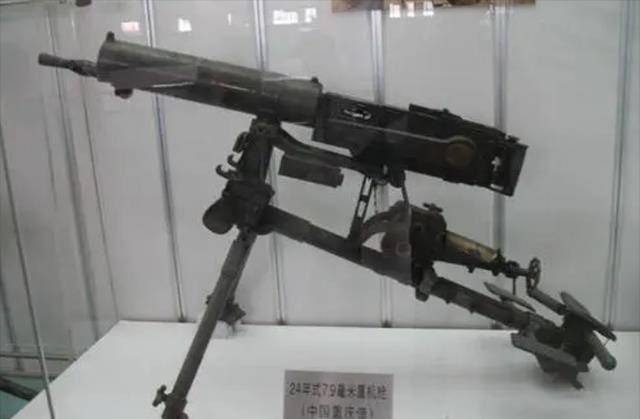 公安部的痕检专家从黎升家中搜出了一把用高射机枪子弹做成的手杖