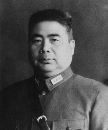 原创一级上将冯玉祥墓地郭沫若为他题写墓碑墓前66级台阶内涵深刻