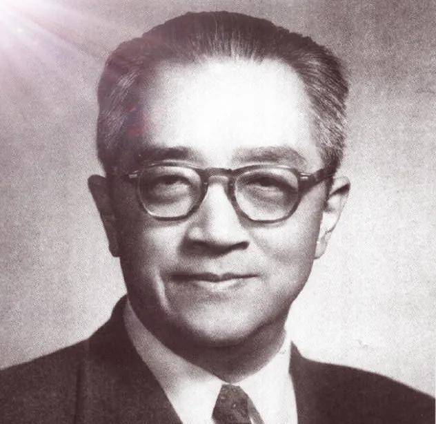 原创27岁海归月薪就达260块大洋72岁去世后家财只有135美元