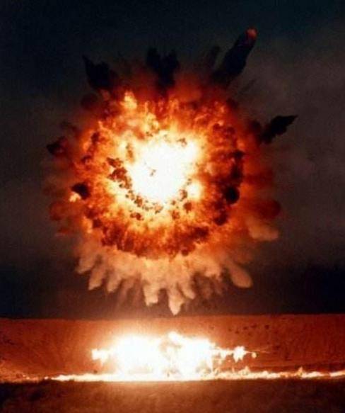 一次在中国,数万人在一场爆炸中毁于一瞬_威力_岛屿_火药库