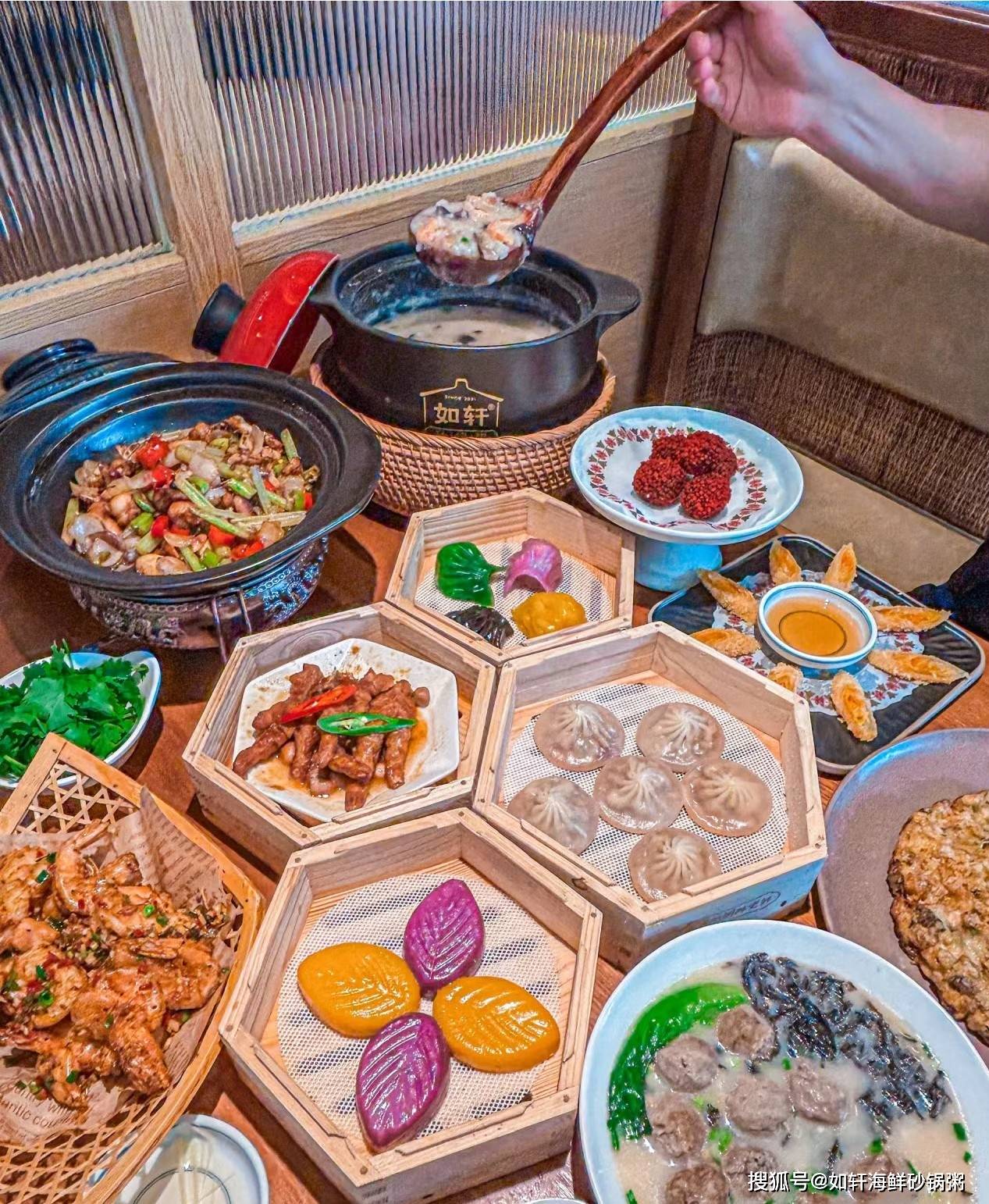 餐饮极致狂卷没出路海鲜砂锅粥如何在最内卷赛道破卷新生