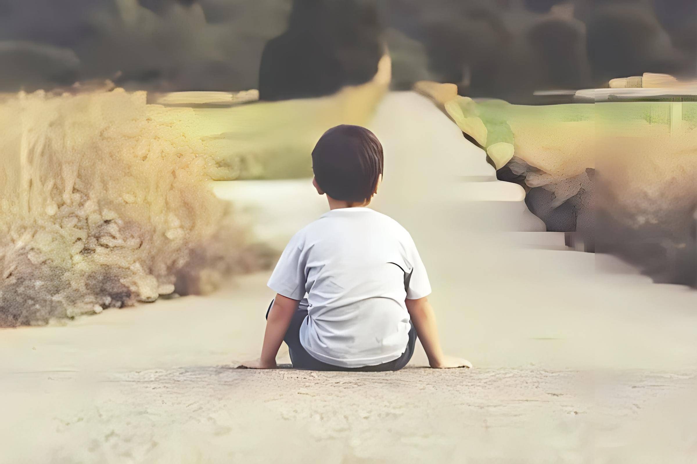 小孩患有自闭症影响不小:4个明显表现需警惕_孩子_障碍_行为