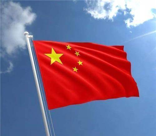 中国的国旗改变了,但是,属于中国人不屈不挠的精神,属于我们共同奋斗