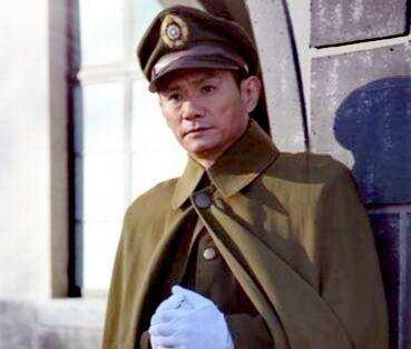 原创跨界确有先例也说亮剑中楚云飞由晋绥军团长转任中央军师长