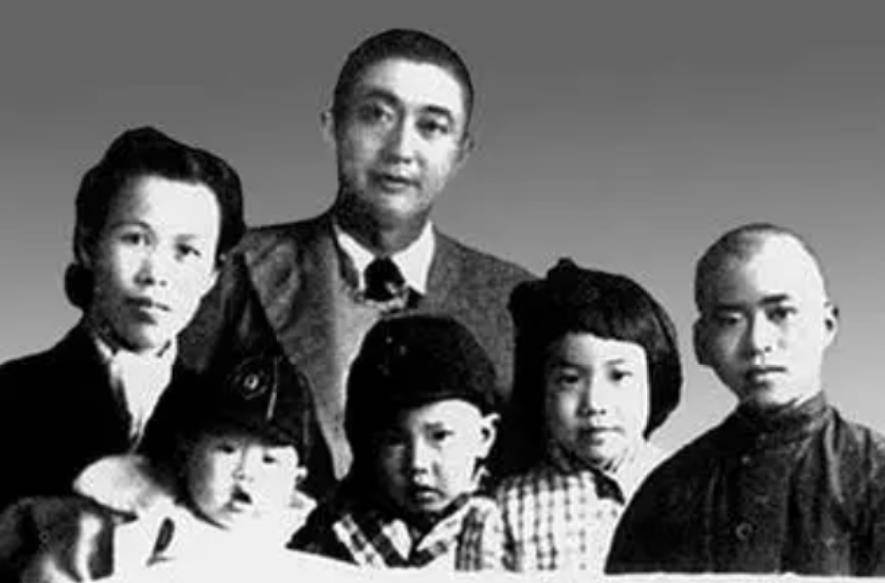 原创戴安澜殉国后夫人捐出所有抚恤金老部下愧疚半生不敢见戴家人