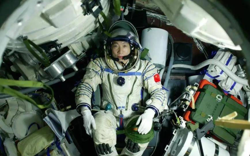 杨利伟_中国_火箭