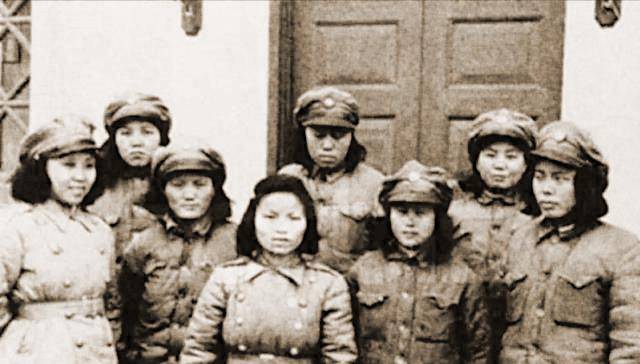 原创军统特务男扮女装潜逃在上海1955年一封举报信致使万国雄落网