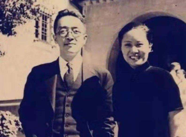 曹诚英离婚后一直在杭州继续自己的学业,此时的她还不知道命运正在给