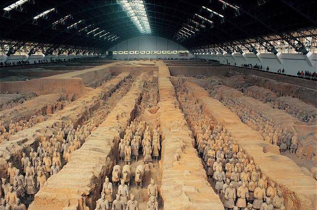 秦始皇的墓有多深图片