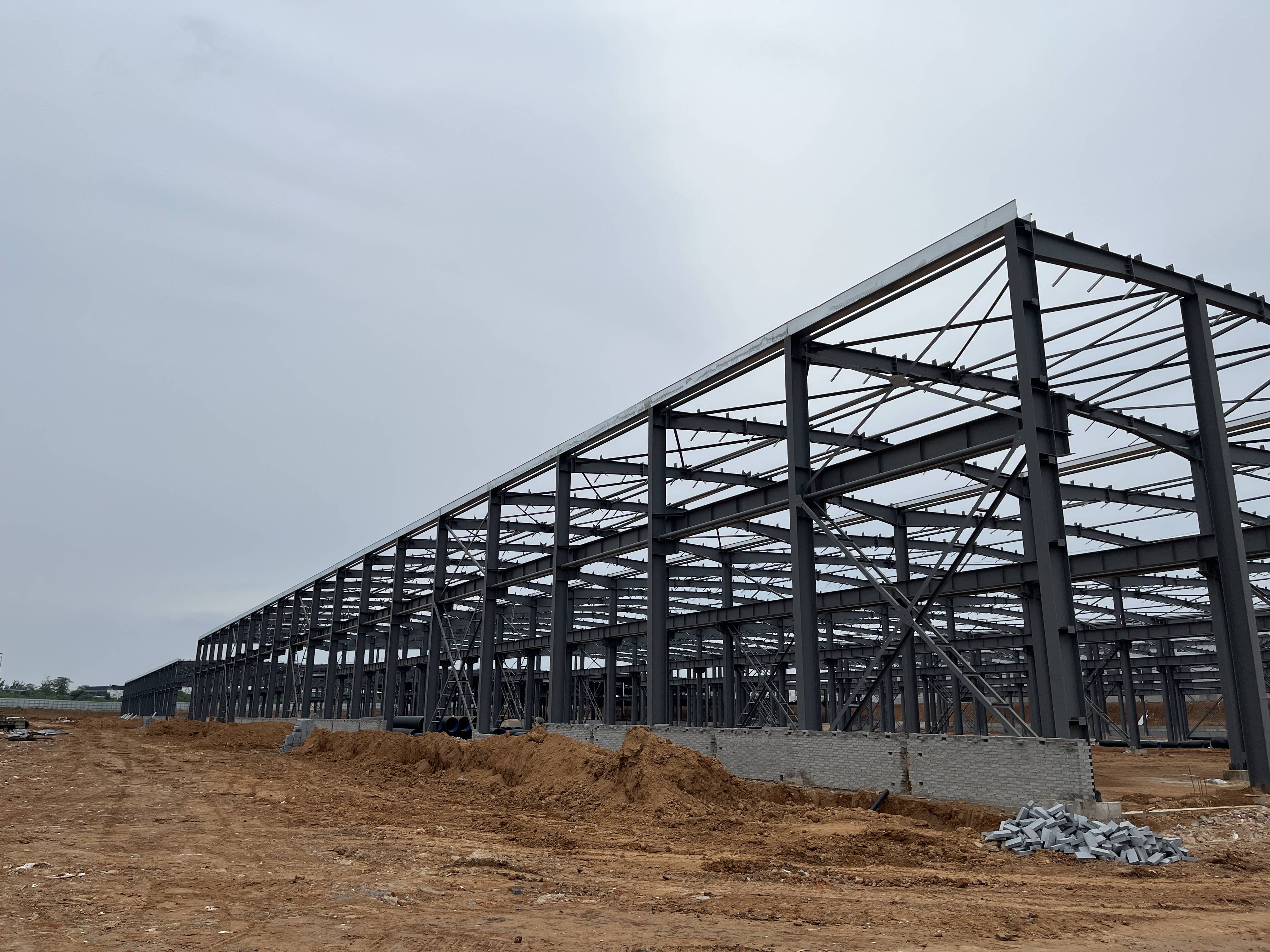 钢结构厂房中工字钢和h型钢有什么区别?