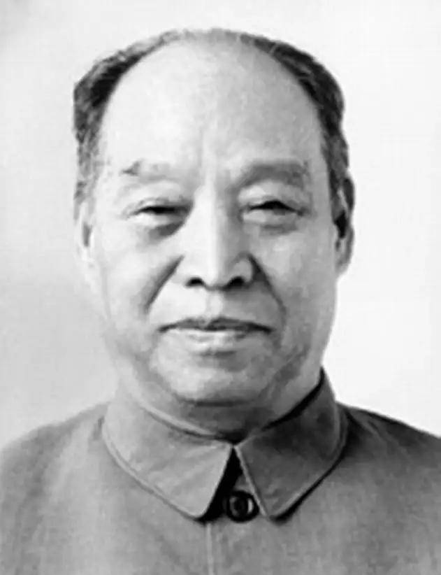 就在转移的过程中,熊大缜与一个名叫史建勋的看押人员因为喝水一事发